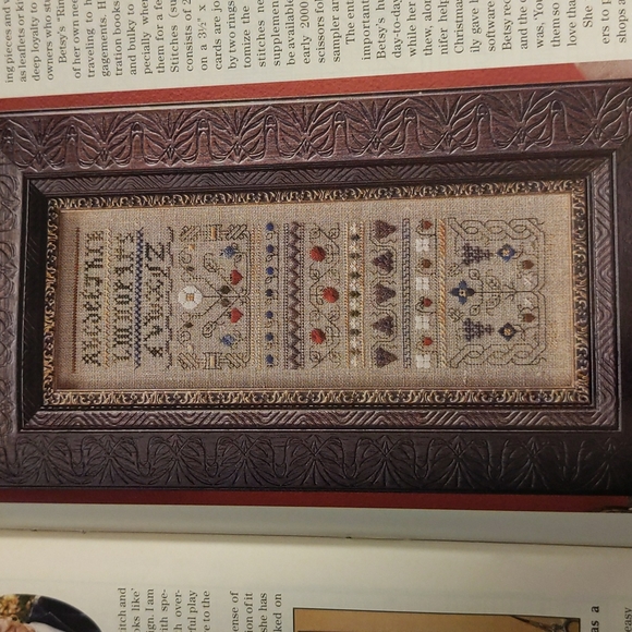 Just CrossStitch Magazine April 2000 - Picture 9 of 13